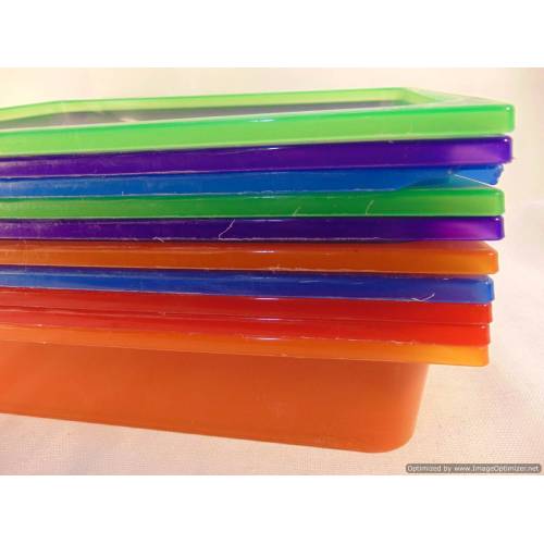 Plastmasas kastīte