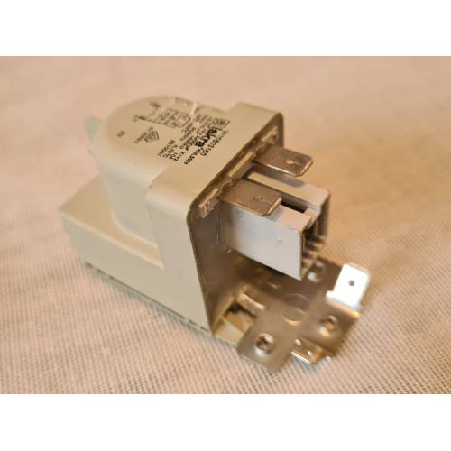 Traucējumu filtrs AWS 63213