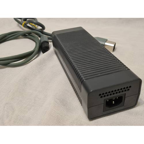 XBOX 360 AC adapters