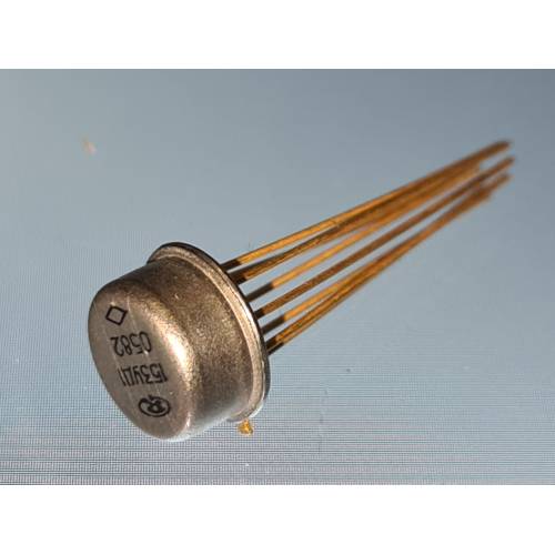Mikroshēma 153УД1