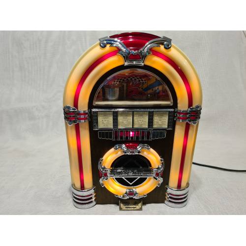 Retro stila radio CR-11 Retro stila radio CR-11