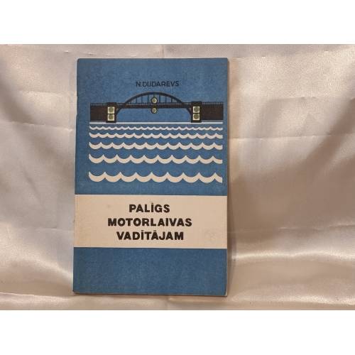 Palīgs motorlaivas vadītājam